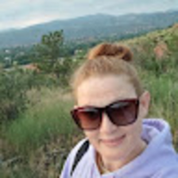 Meet your Posher, Sarah - Picture 1 of 1